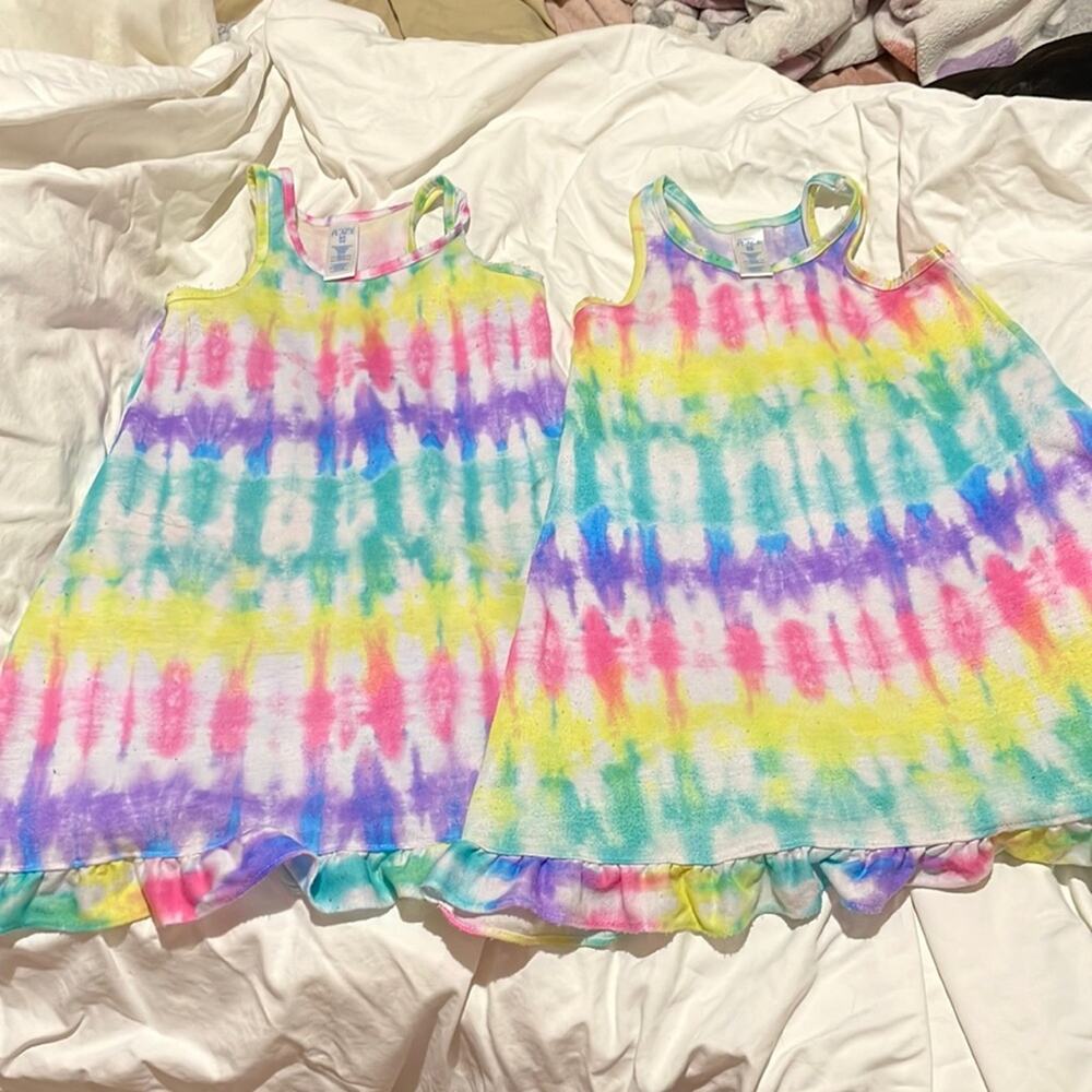 Children’s Place S 5/6 tye dye nightgown guc well loved 2 identical